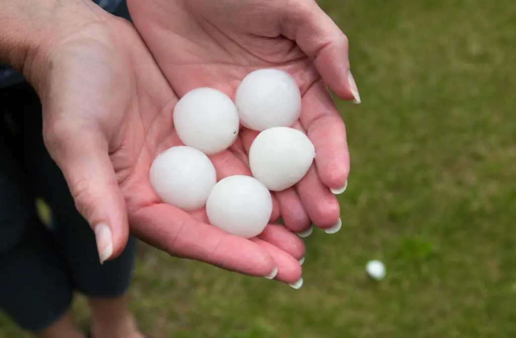 1 inches hail that can damage shingles