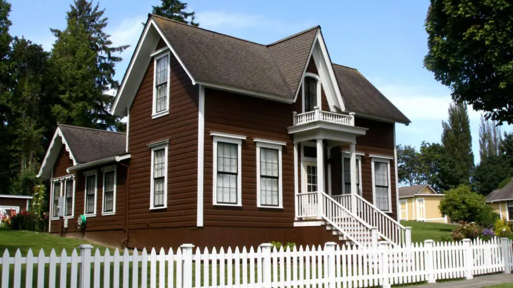 a home with a lower pitch