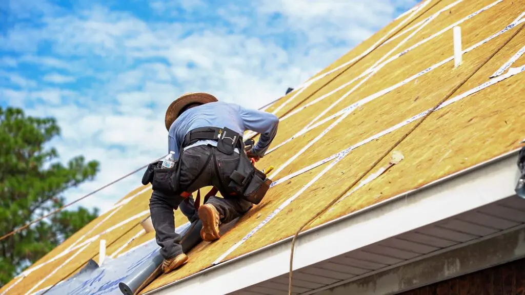 a wise builders roofer installing a new roof
