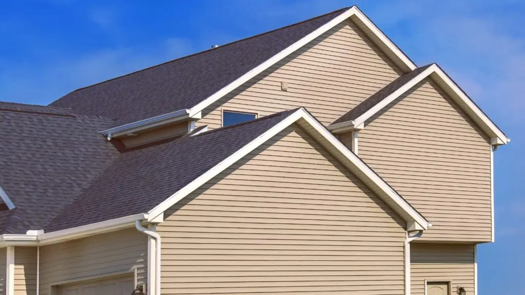 horizontal siding on a home in mobile al