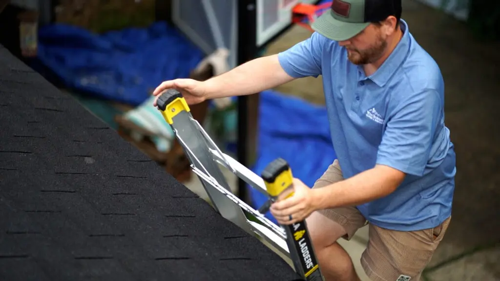 a roofer preparing for a roof repair