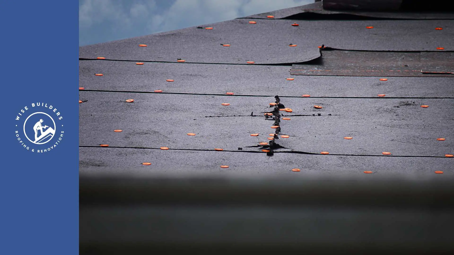 a roof that needs to repaired from damage