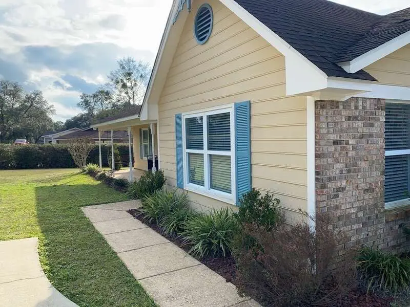 James Hardie fiber cement siding installed by Wise Builders on a Gulf Coast home